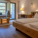 Das Leonhard - Naturparkhotel Am Weissensee