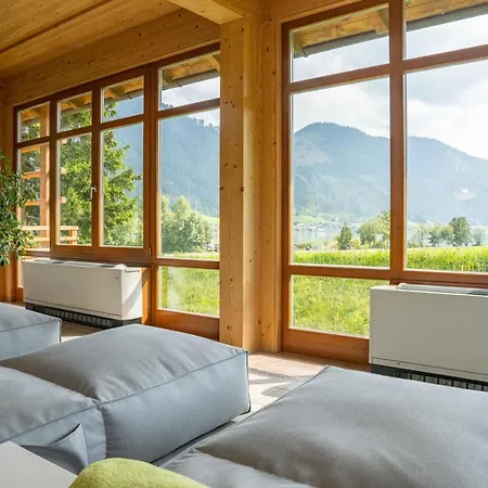 Das Leonhard - Naturparkhotel Am Hotel Weissensee