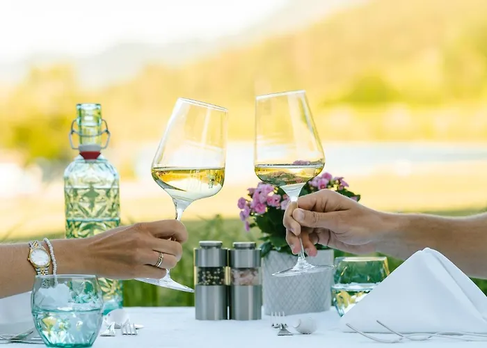 Leonhard - Naturparkhotel Am וויסנסי