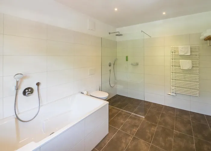 מלון Leonhard - Naturparkhotel Am 4*