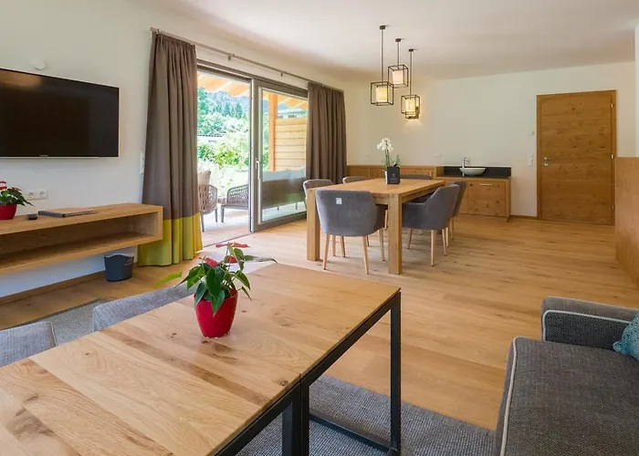 Leonhard - Naturparkhotel Am Weissensee